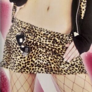 Vintage velvet leopard print skirt
